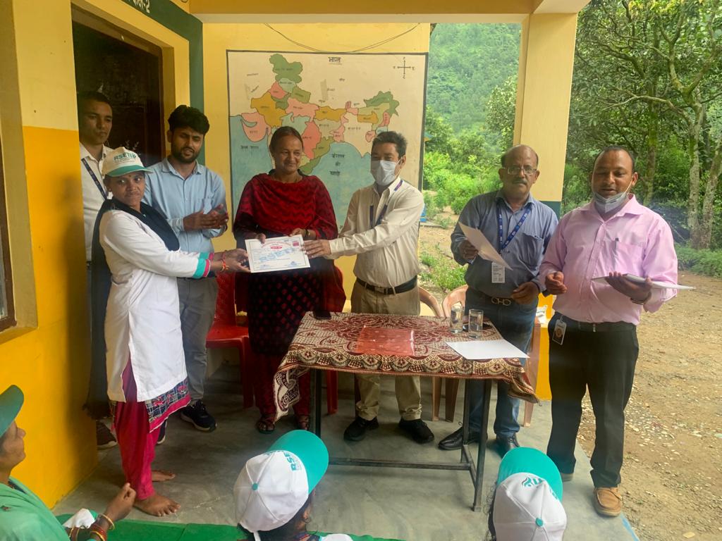 प्रशिक्षण: SBI आरसेटी ने दिया 10 दिवसीय मशरूम उत्पादन व डेयरी फार्मिंग का प्रशिक्षण