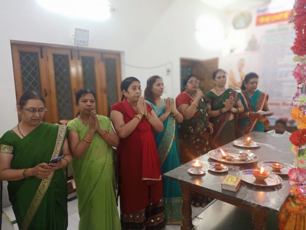 धर्म-कर्म: इंद्रियों को वश में करना ही तप है, जैन आचार्य महेंद्र जैन ने दिया संदेश