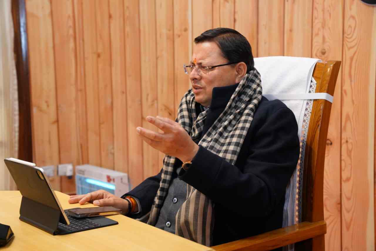 शहरों को स्वच्छता रैंकिंग में ऊपर लाने के लिए प्रभावी कार्ययोजना बनाई जाए: मुख्यमंत्री