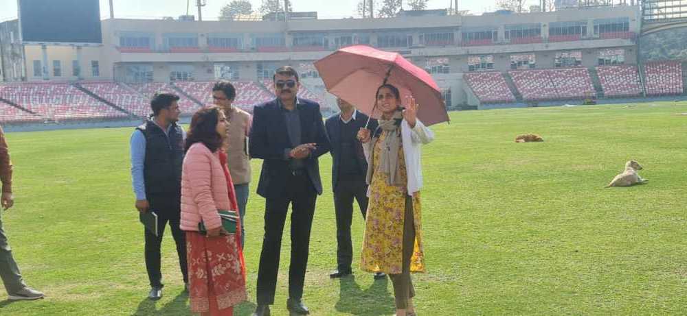 आगामी लोक सभा निर्वाचन की तैयारियों को लेकर जिलाधिकारी तथा एसएसपी देहरादून ने किया महाराणा प्रताप स्पोर्टस कॉलेज का निरीक्षण