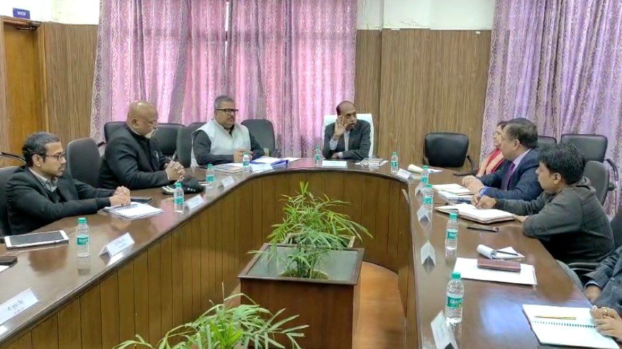 UCC लागू करने के लिए मिलेगी ट्रेनिंग, समान नागरिक संहिता ड्राफ्टिंग कमेटी की पहली बैठक में हुए यह निर्णय