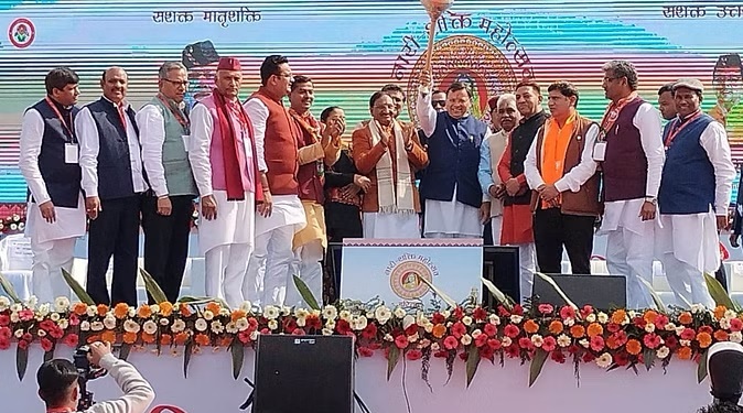 सीएम धामी के रोड शो में उमड़ा जनसैलाब