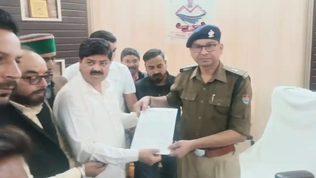 कुछ लोगों पर छवि धूमिल करने का आरोप,गोदयाल ने पुलिस को सौंपी शिकायत