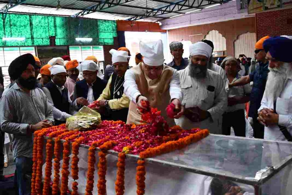 तरसेम सिंह के पार्थिव शरीर पर सीएम धामी ने की पुष्पांजलि अर्पित, हत्या की जांच के लिए एस.आई.टी का गठन
