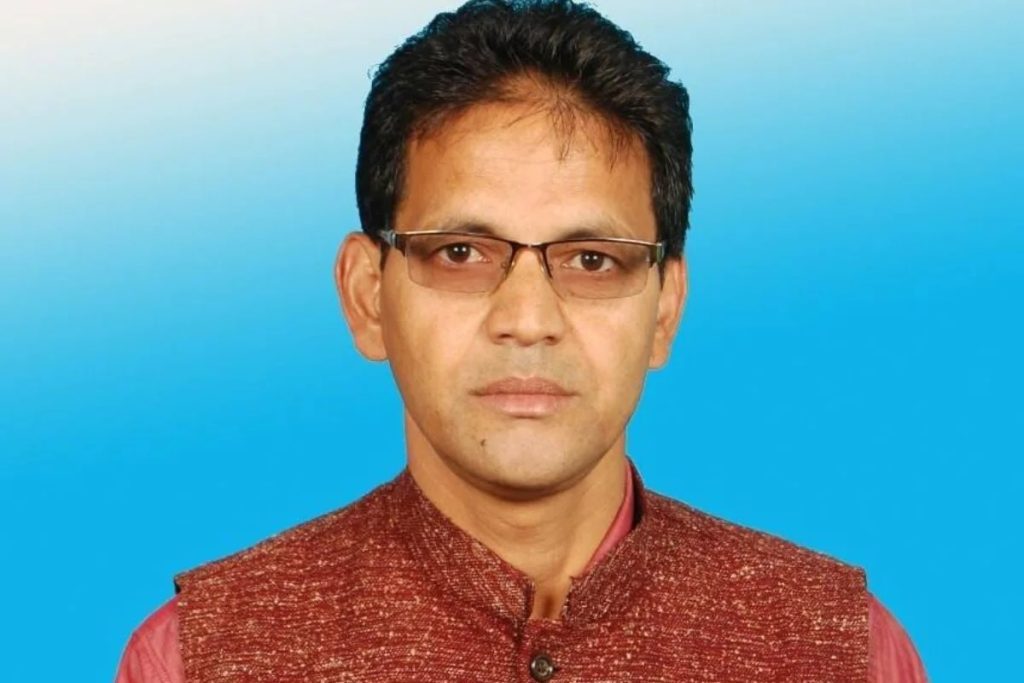 राजनीतिक झटकाः वरिष्ठ कांग्रेसी नेता धन सिंह नेगी ने कांग्रेस छोड़ी