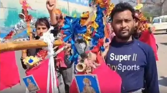 बम बम भोले के जयकारों के साथ शारदीय कांवड़ यात्रा शुरू