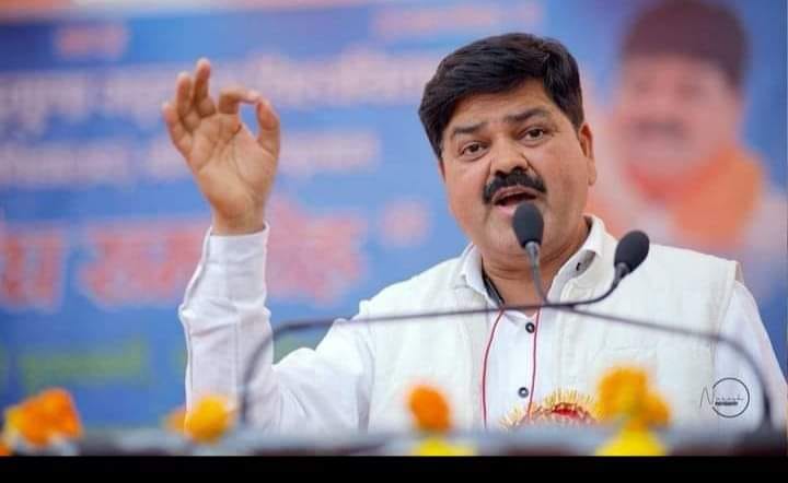 जुबानी जंगः अगर सोनिया गांधी मायका इटली तो भाजपा प्रत्याशी माला राज्यलक्ष्मी शाह का मायका कहां बताए बलूनीःगोदियाल