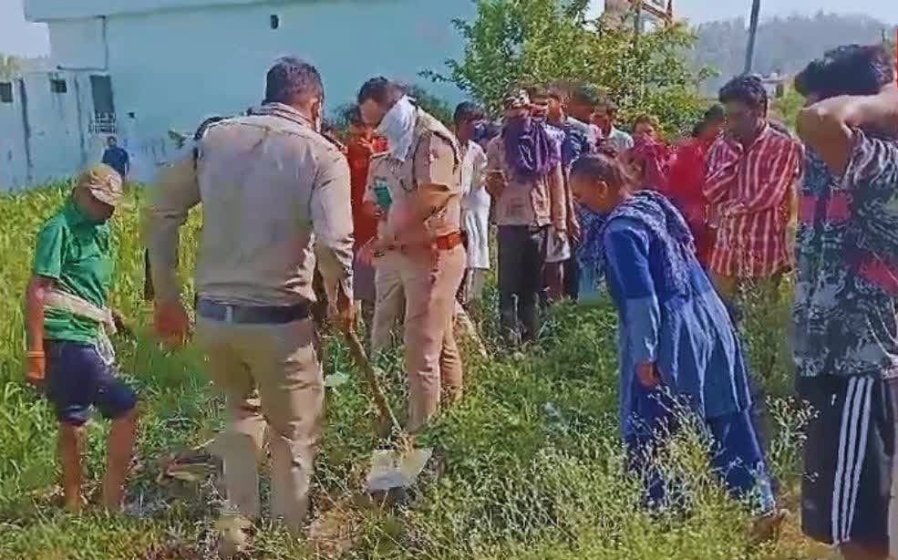 सिंचाई नहर में अज्ञात युवक का शव मिलने से मची सनसनी, जांच में जुटी पुलिस