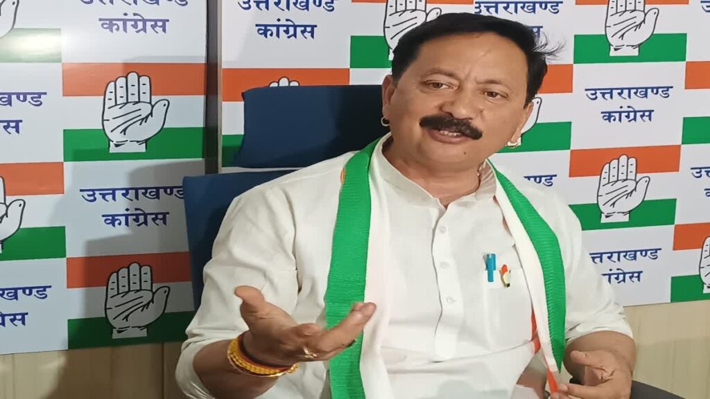 बस हादसे को लेकर कांग्रेस अध्यक्ष का प्रशासन व सरकार पर लापरवाही बरतने का आरोप