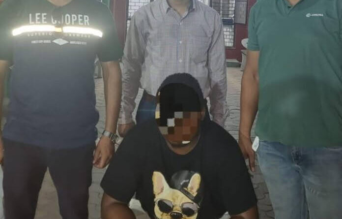 लाखों की ठगी करने वाला नाईजीरियन गिरफ्तार, खुद को डाक्टर बताकर लगाया था चूना