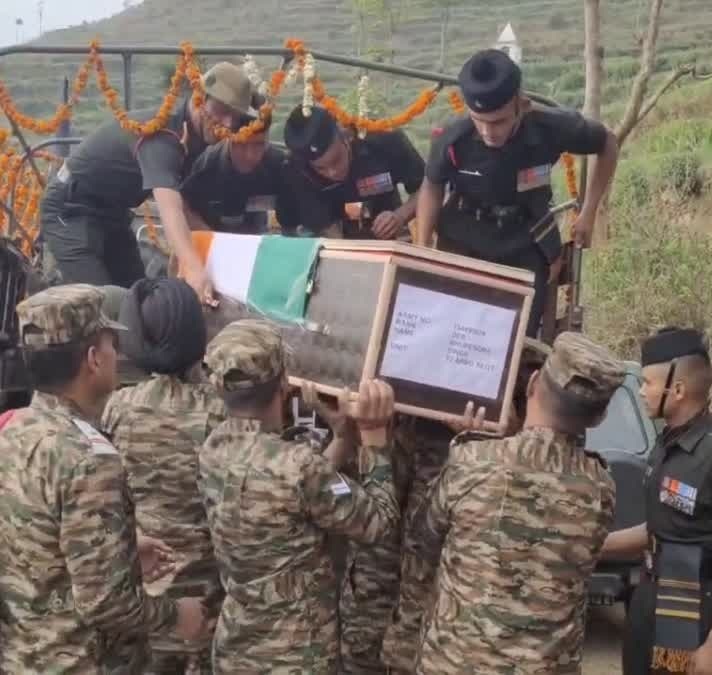 शहीद भूपेंद्र नेगी को अंतिम विदाई देने के लिए उमड़ा जनसैलाब
