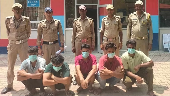 कांग्रेस विधायक के विजय जुलूस में उपद्रव करने के पांच आरोपी गिरफ्तार