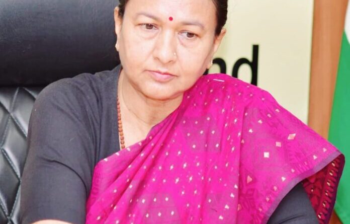 जलाशयों के डिसिल्टिंग को रॉयल्टी फ्री करने की नीति बनायेः मुख्य सचिव