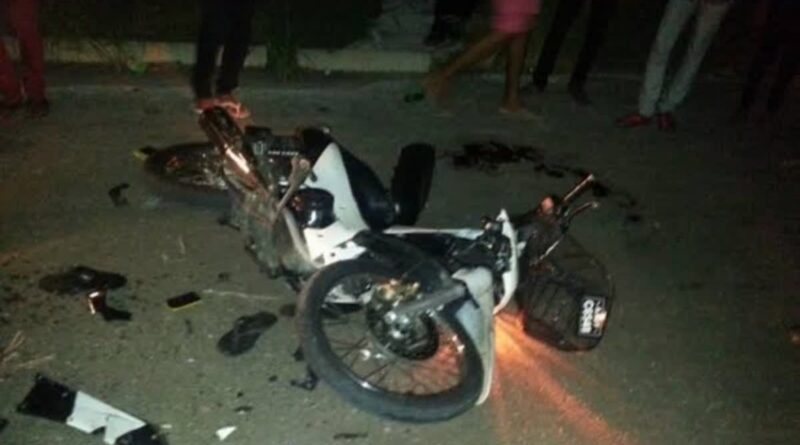 सड़क हादसे में दो युवकों की मौत