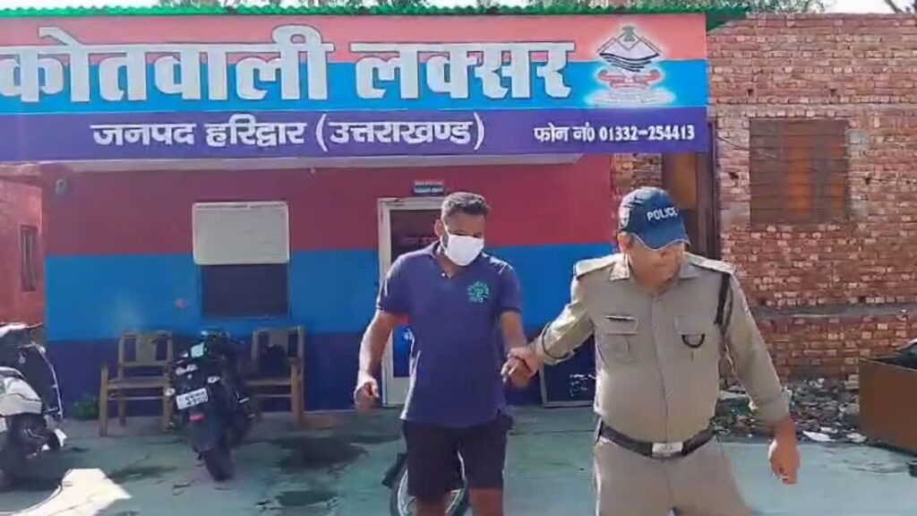 चोर चढ़ा पुलिस ने हत्थे,चोरी की बाइक बरामद