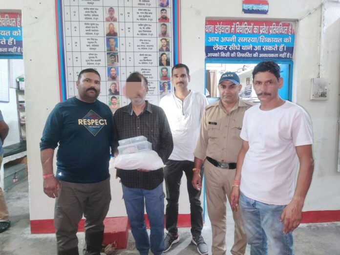 बड़ी कामयाबीः 263 ग्राम स्मैक के साथ नशा तस्कर गिरफ्तार