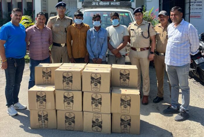 राजधानी में अवैध शराब के गोदाम का भंडाफोड़, यूपी के तीन तस्कर गिरफ्तार