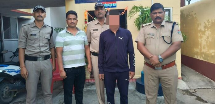 युवकों को विदेश में बेचने वाला शातिर गिरफ्तार