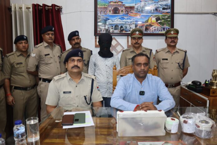 दिन दहाड़े गोली मारकर बहन की हत्या करने का आरोपी भाई गिरफ्तार