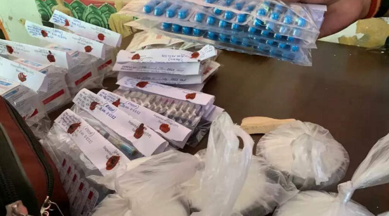 मेडिकल स्टोर से चल रहा था काला धंधा, प्रतिबंधित नशे की दवाइयों के साथ दो लोग गिरफ्तार