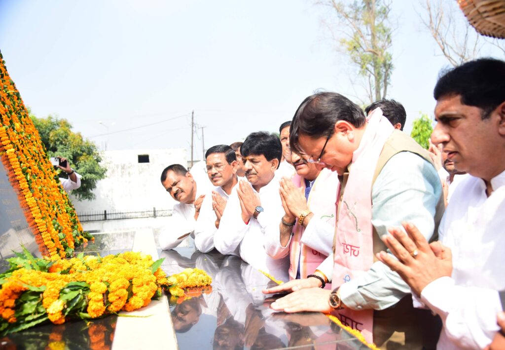 रामपुर तिराहा गोलीकांड की बरसी पर कार्यक्रम का आयोजन,सीएम धामी ने राज्य आन्दोलनकारी शहीदों को दी श्रद्धांजलि