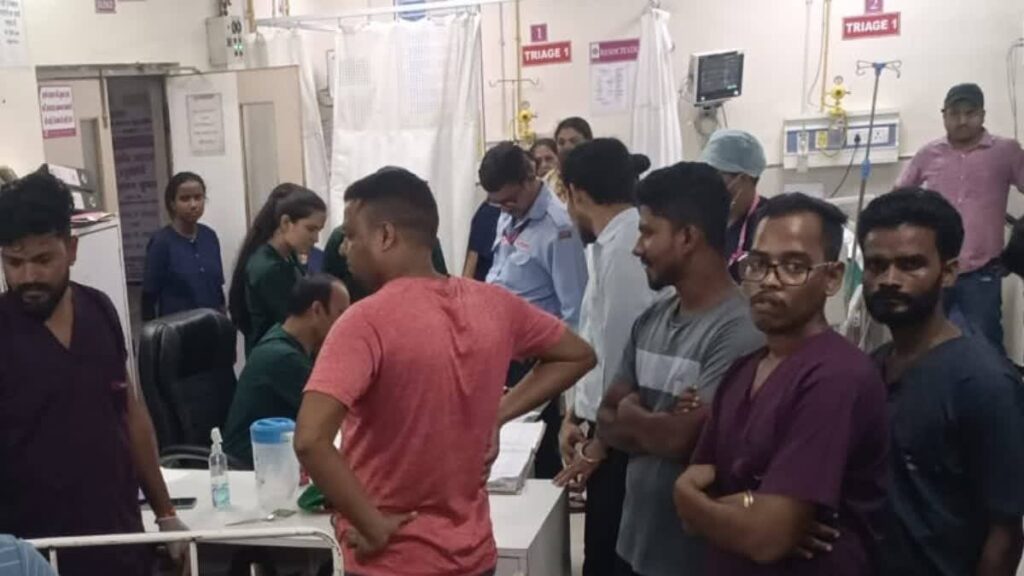 रामलीला मंचन के दौरान चचेरे भाई ने गोली मारकर भाई को उतार दिया मौत के घाट