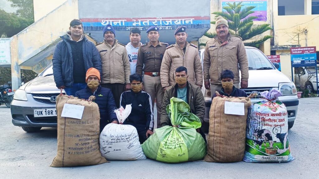 18 लाख से अधिक का गांजा ले जा रहे यूपी के चार नशा तस्कर गिरफ्तार