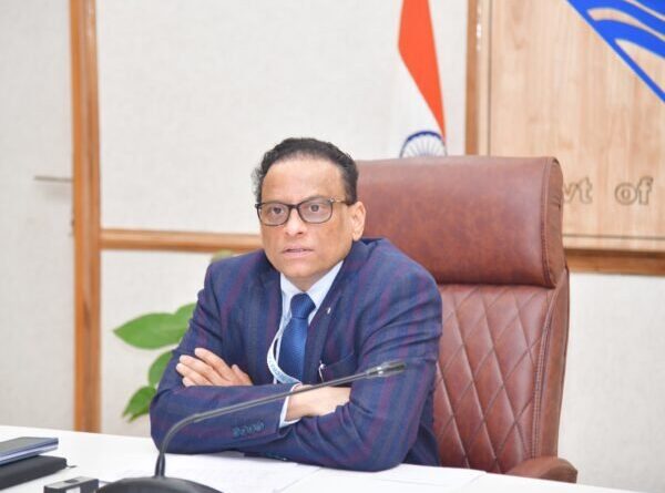 डिजिटलीकरण की बाधाओं का आपसी समन्वय से समाधान निकालें उरेडा, यूपीसीएल, बीएसएनएल और बैंकर्स : सचिव वित्त, दिलीप जावलकर