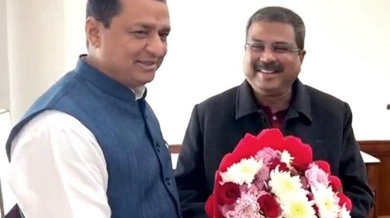 केंद्रीय शिक्षा मंत्री धर्मेंद्र प्रधान से सांसद बलूनी ने की मुलाकात, जताया आभार