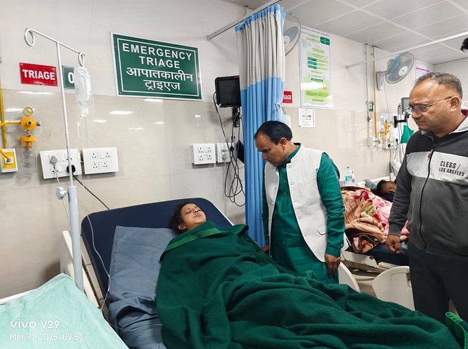 कुट्टू का आटा खाने से कई लोग फूड प्वाइजनिंग के शिकार,अस्पताल में भर्ती