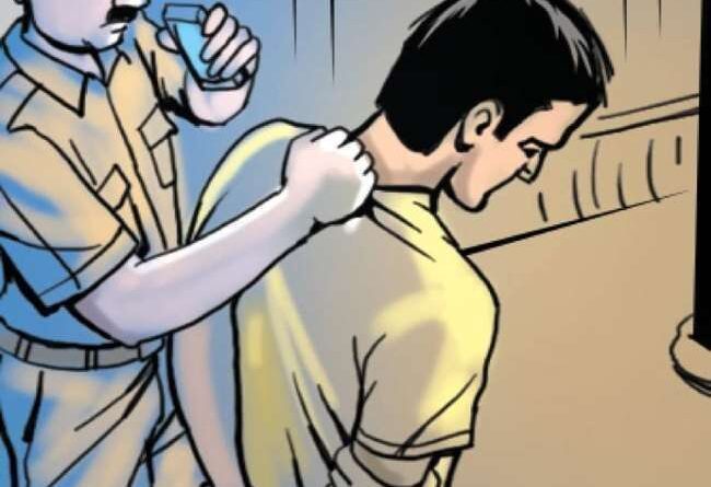 स्मैक और चरस के साथ पुलिस के हत्थे चढ़े दो नशा तस्कर