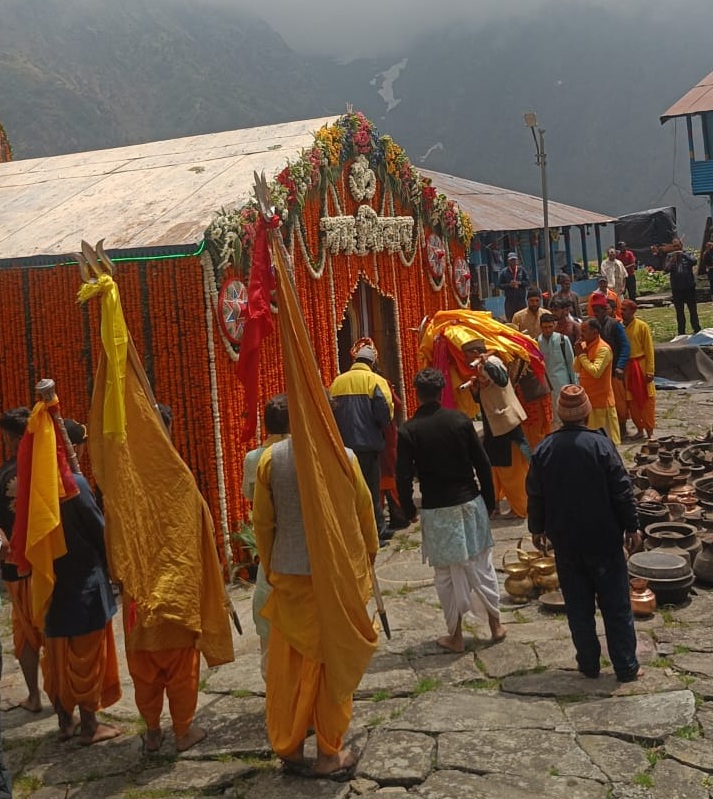 द्वितीय केदार मद्महेश्वर धाम के कपाट खुले