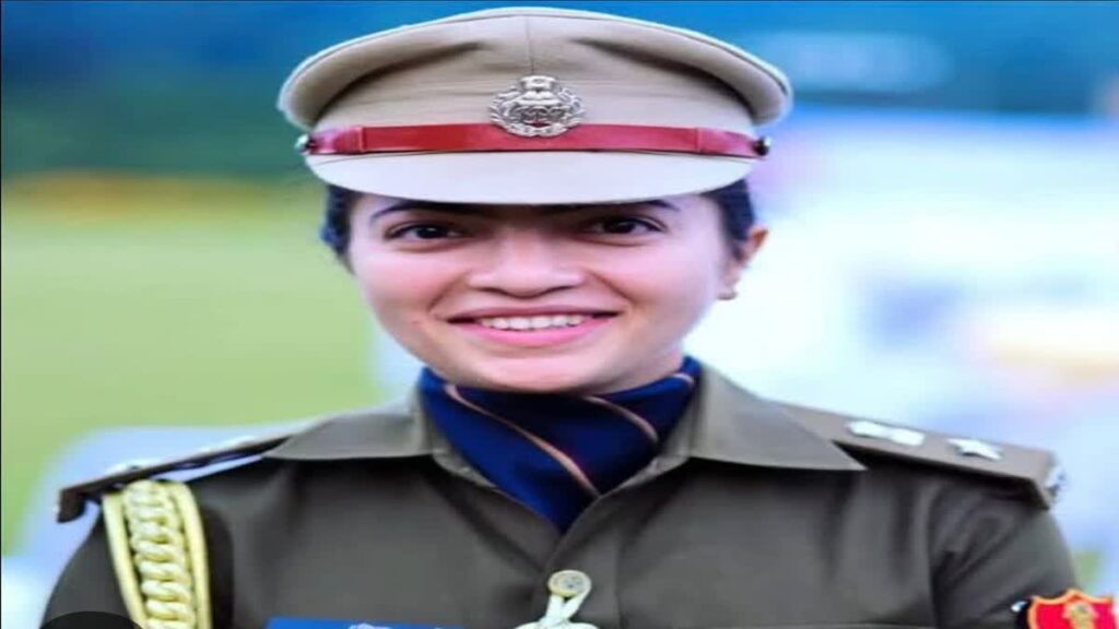 आईपीएस अधिकारी रचिता जुयाल ने दिया इस्तीफा,चर्चाओं का बाजार गर्म