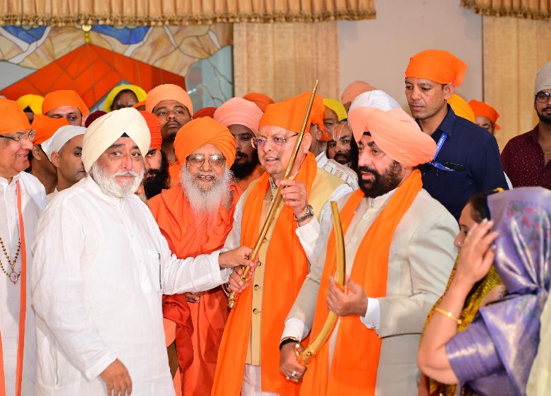 पहेमकुंड साहिब के लिए पहला जत्था रवाना