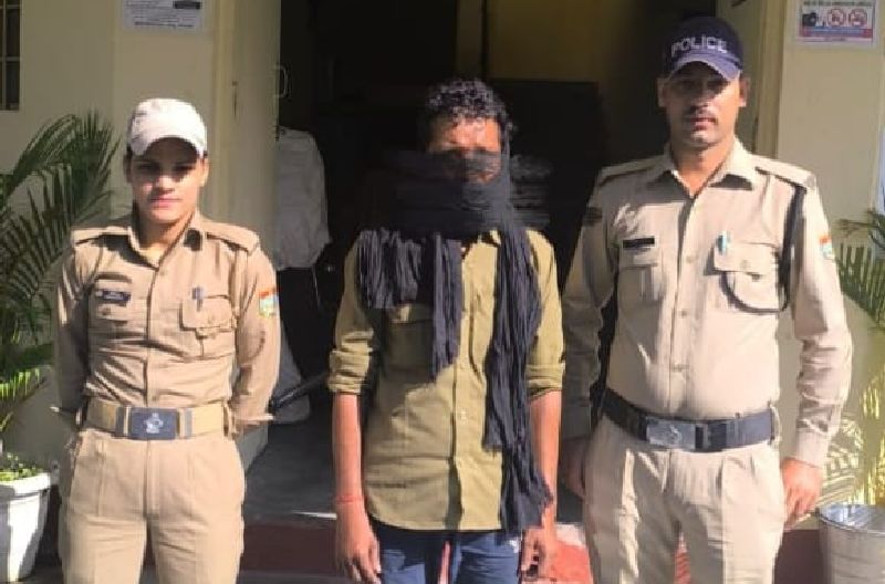 नशे में धुत चालक गिरफ्तार, बस सीज,यात्रियों को दूसरी बस से भेजा