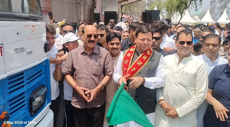  सीएम धामी ने चारधाम पर जाने वाली दस बसों को हरी झंडी दिखाकर किया रवाना
