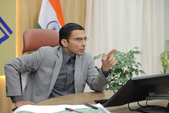 बिना मान्यता नवीनीकरण के स्कूल हो रहा था संचालित, प्रशासन ने लगाया 5.20 लाख रूपये जुर्माना