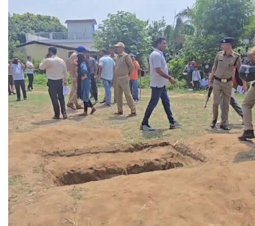 कब्र खोदने के विवाद ने पकड़ा तूल,सीएम धामी ने विधायक को दिया जांच का आश्वासन