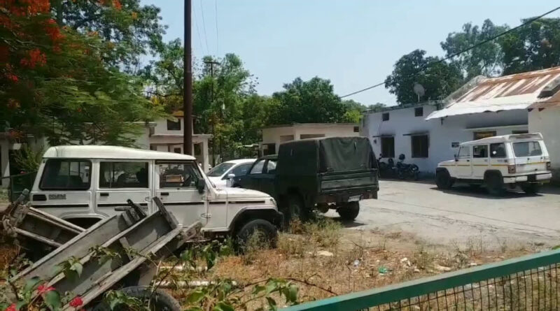 वन और खनन तस्करों के वाहन सरकारी संपत्ति घोषित, हुए नीलाम