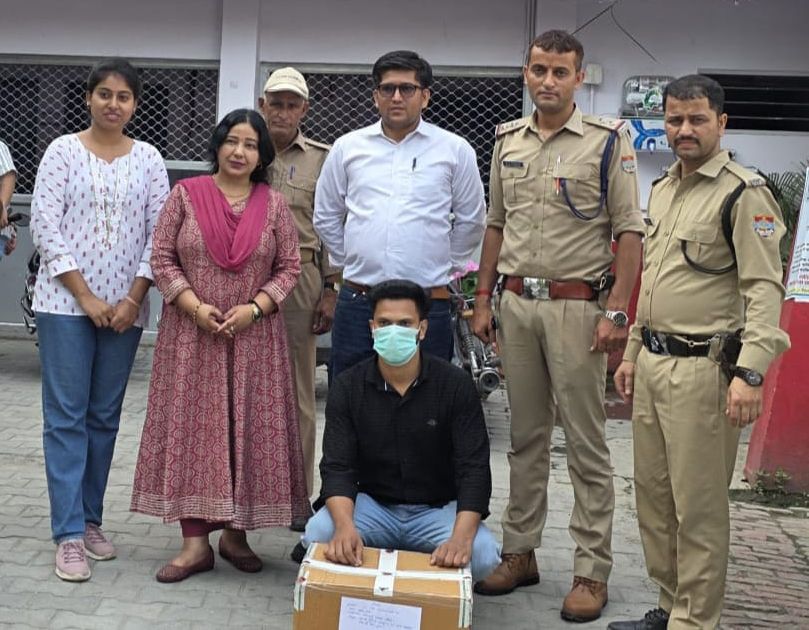 छापेमारी के दौरान एक घर से भारी मात्रा में नशीली दवाएं बरामद,आरोपी गिफ्तार