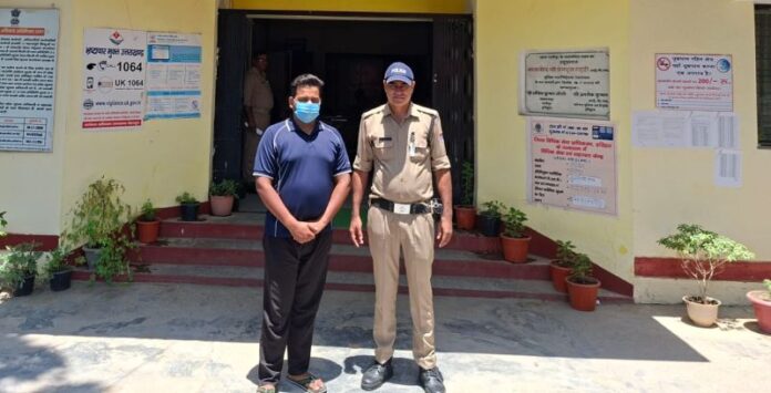 किशोरी दुष्कर्म मामलाः फरार आरोपी  गिरफ्तार