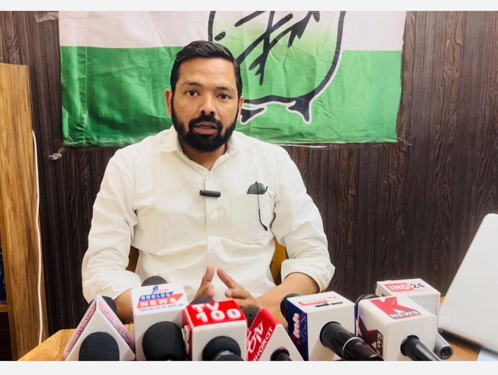 भाजपा विधायक ने ही खोल दी धामी सरकार की भ्रष्टाचार की पोलः विकास नेगी