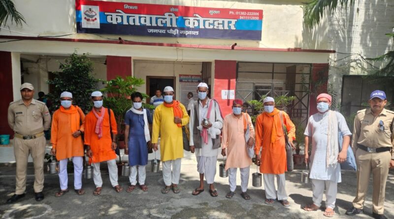 ऑपरेशन कालनेमि के तहत साधु-संतों के वेश में घूम रहे आठ ढोंगी बाबा गिरफ्तार