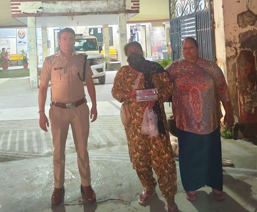 महिला साइबर ठग गिरफ्तार, अंतरराष्ट्रीय मोबाइल नंबरों का करती थी उपयोग