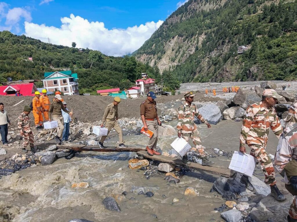 हर्षिल झील को पंक्चर करने में मिली बड़ी कामयाबी, घटने लगा जलस्तर