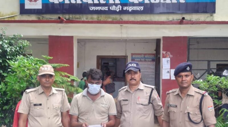 फेसबुक फ्रैंडशिप में नकली फौजी ने युवती से ठग लिए सवा लाख रुपए