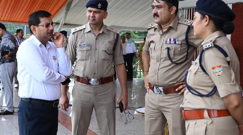 एसएसपी अजय सिंह ने किया स्वतंत्रता दिवस परेड की फुल ड्रेस रिहर्सल का निरीक्षण