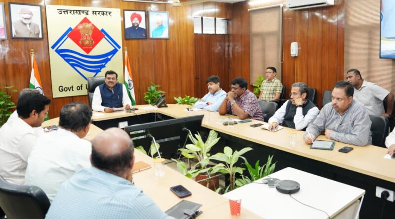 मुख्य सचिव अध्यक्षता में हुई प्रदेश सरकार और डीआरएम मुरादाबाद के मध्य बैठक