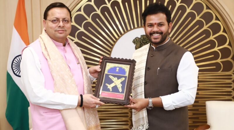 उत्तराखंड में हवाई सेवाओं के विस्तार को लेकर केंद्रीय नागरिक उड्डयन मंत्री से मिले सीएम