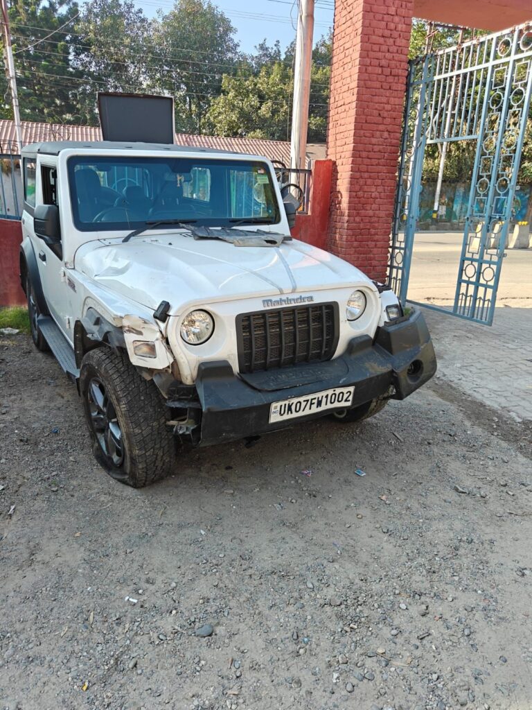 धार चालक ने डूयूटी पर तैनात पुलिस कर्मियों को रौंदा,तीन गंभीर,चालक गिरफ्तार